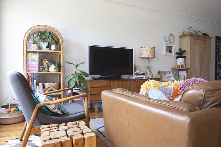Smart TV Hack Private Listening How to Listen to Your TV on Headphones Apartment Therapy